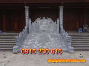 Chiếu rồng đá ở Ninh Bình