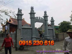 Cổng nhà thờ họ ở Phú Thọ