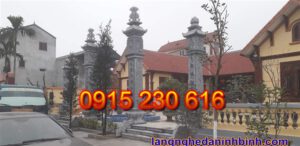 Cổng nhà thờ họ ở Quảng Ninh
