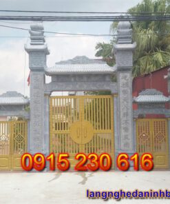 Cổng nhà từ đường ở Hà Tĩnh