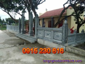 Cổng nhà từ đường ở Ninh Bình