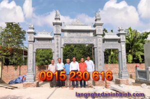 Cổng đá ở Quảng Ninh