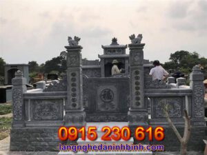 Nghĩa địa gia đình bằng đá